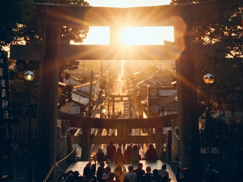宮地嶽神社 光の道