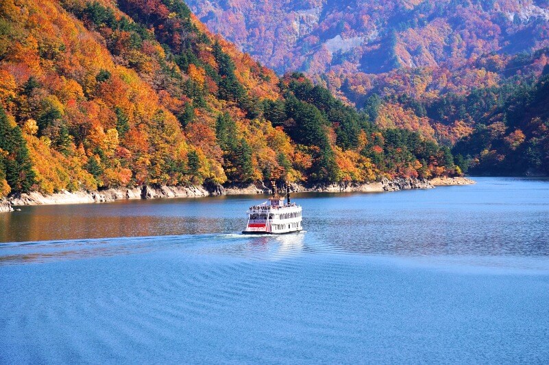 奥只見湖